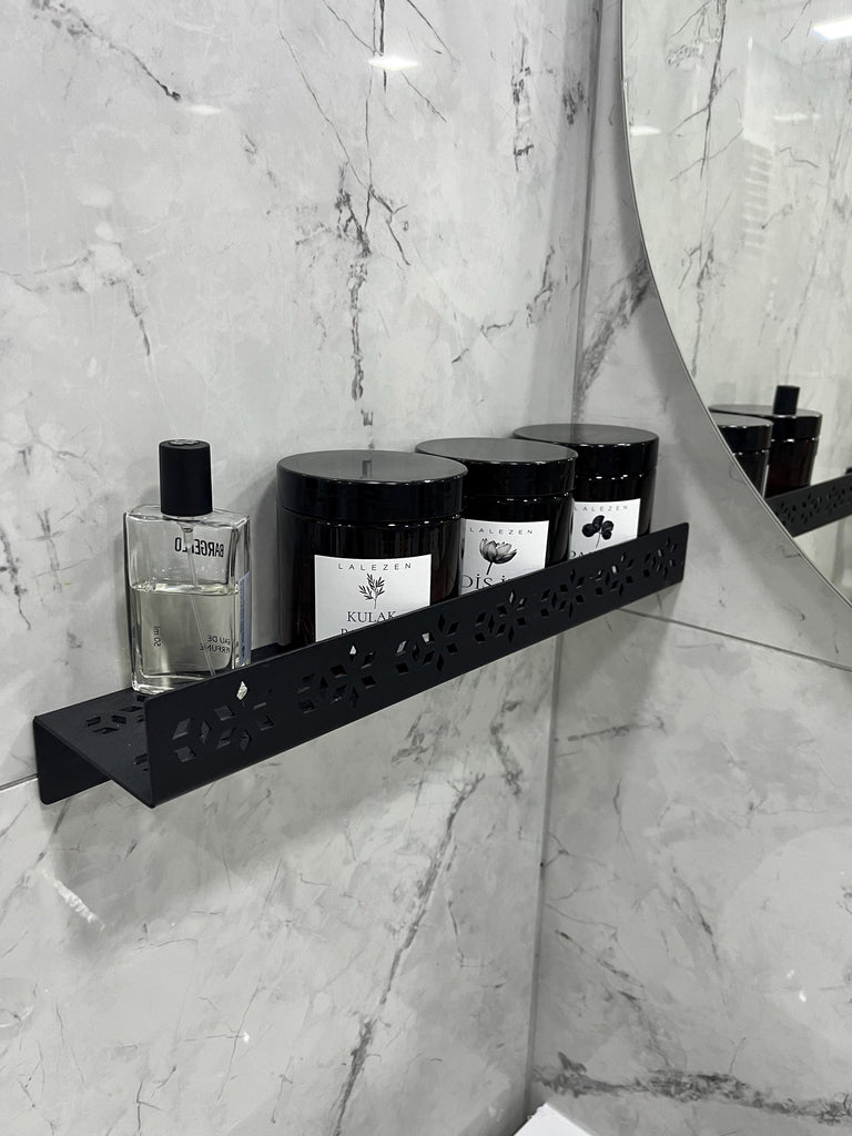 metal bathrom shelf