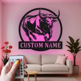 Personalisierte LED-beleuchtete Metall-Wandkunst mit Stier für Ranchbesitzer – Rustikaler Landhausstil