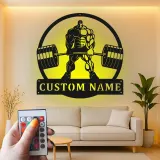 Insegna in metallo personalizzata con luce LED Bodybuilder Weightlifting regalo per appassionati di palestra decorazione per palestra