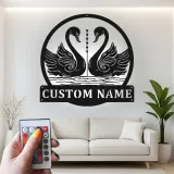 Arte Murale in Metallo LED Personalizzata con Cigno | Insegna con Nome per Coppie | Regalo Romantico per Camera da Letto e Matrimonio | Decorazione per Amore Duraturo