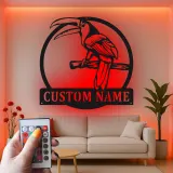 Toucan Metall-Wandkunst mit LED-Licht | Personalisierbares tropisches Vogelschild für Patio & Garten Dekor | Geschenk für Vogel-Liebhaber
