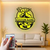 Insegna in metallo Bull Moose personalizzata | Arte murale illuminata con LED della fauna selvatica | Decorazione rustica per cabin e lodge | Regalo personalizzato per cacciatori