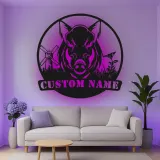 Cartel de metal personalizado con luz LED de jabalí, regalo personalizado para cazadores, decoración rústica de cabaña