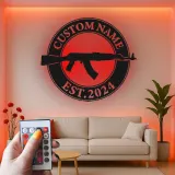 Insegna in metallo personalizzata con pistola e LED | Arte da parete personalizzata per armi da fuoco | Arredo per poligono e man cave | Regalo per appassionati di armi