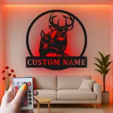 Insegna in metallo personalizzata con luce LED per famiglia di cervi - Regalo personalizzato per amanti della natura, decorazione per cabin rustica