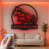 Personalisierte LED-Metall-Wandkunst mit Kranwagen – Geschenk für Bauarbeiter, Garage oder Werkstatt