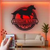 Enseigne LED cheval personnalisée | Décoration murale équestre en métal sur mesure | Déco de box, écurie et ranch | Cadeau pour les amoureux des chevaux