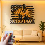Insegna in metallo personalizzata con saldatore e bandiera americana retroilluminata, regalo personalizzato per officine o garage di saldatori