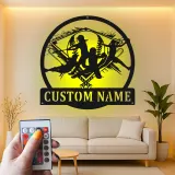 Insegna con Nome Personalizzato per Softball | Arte in Metallo LED | Silhouette Personalizzata per Giocatore | Decorazione per Camera da Atleta e Stanza di Squadra
