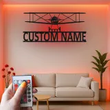 Décoration murale en métal LED personnalisée Biplan Cadeau d'aviation pour pilote Décor de hangar pour passionnés d'aviation