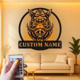 Cartel de metal personalizado con luz LED de jabalí, regalo personalizado para cazadores, decoración rústica de cueva de hombres