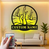 Panneau de natation synchronisée | Décoration murale en métal LED personnalisée | Plaque de nom de nageur personnalisée | Cadeau pour l'équipe de natation