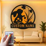 Insegna in metallo LED personalizzata con coniglio e fiori, regalo per nursery, decorazione per stanza dei bambini