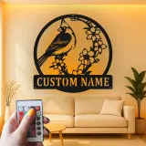 Décoration murale en métal personnalisée avec lumière LED cardinal et fleurs