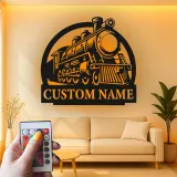 Insegna in metallo personalizzata con luce LED di locomotiva a vapore per appassionati di treni, regalo per man cave o decorazione per ufficio