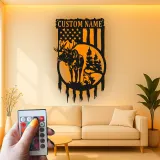 Letrero LED personalizado con alce y bandera estadounidense | Arte mural de metal personalizado | Decoración rústica para cabaña para amantes de la vida al aire libre