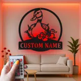 Cartel de metal personalizado con familia de patos y luz LED, regalo personalizado para amantes de la naturaleza, decoración para guardería o salón
