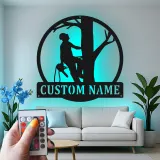 Personalisierte LED-beleuchtete Metall-Wandkunst Baumkletterer Geschenk für Arboristen