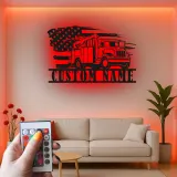 Arte mural de lineman | Cartel LED personalizado de camión de cubo | Decoración patriótica con bandera americana para garaje | Placa de nombre personalizada