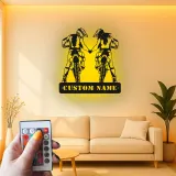 Insegna in metallo personalizzata coppia di motociclisti con luce LED regalo unico per motociclisti, decorazione per garage o man cave