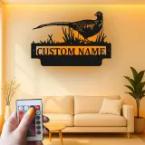 Arte in Metallo Pheasant con LED | Regalo Personalizzato per Cacciatori | Insegna con Nome Personalizzato per Cabin e Lodge | Silhouette di Uccello Anatra