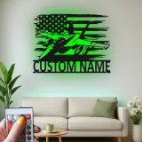Insegna in metallo personalizzata con jet da combattimento | Arte murale LED personalizzata per pilota | Decorazione per sala hobby militare con bandiera USA