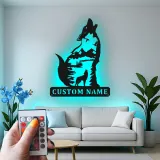 Cartel de metal personalizado de lobo aullando con luz LED Regalo para amantes de la naturaleza Decoración rústica de cabaña 3