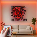 Insegna in Metallo per Giocatori di Softball Personalizzata | Arte da Parete LED con Nome Personalizzato | Regalo per Squadra di Softball | Decorazioni per Camera delle Ragazze & Ricevitore, Lanciatore, Battitore