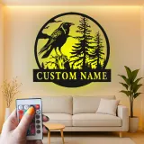 Décoration murale en métal LED de corbeau | Panneau nominatif personnalisé pour décor de cabane | Silhouette de faune forestière personnalisée | Cadeau pour amoureux de la nature
