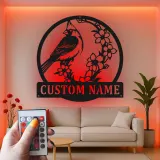 Décoration murale en métal personnalisée avec lumière LED cardinal et fleurs
