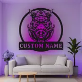 Cartel de metal personalizado con luz LED de jabalí, regalo personalizado para cazadores, decoración rústica de cueva de hombres