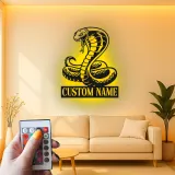 Cartel de cobra personalizado con LED | Arte mural de serpiente personalizada | Regalo para amante de reptiles | Decoración exótica para sala de juegos y cueva de hombre