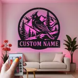 Personalisierte Kardinal-Mountain-Szene LED-Metall-Wandkunst – Geschenk für Naturliebhaber, für Hütte oder Wohnzimmer
