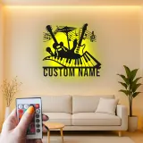 Insegna LED personalizzata con chitarra e pianoforte | Arte in metallo con note musicali | Decorazione con nome per studio musicale