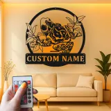 Insegna LED in metallo con rana | Arte murale personalizzata con anfibio | Regalo per amanti della natura per casa, ufficio o cameretta