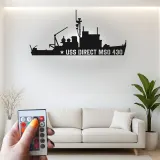 Art mural en métal LED USS Direct MSO 430 | Panneau silhouette de navire de la marine | Cadeau pour vétéran militaire | Décor nautique