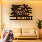 Décoration murale LED en métal Excavatrice | Panneau de chantier personnalisé | Déco d’engin lourd pour garage | Cadeau patriotique pour entrepreneur