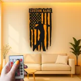 Insegna in metallo personalizzata per golfista con LED | Arte murale con nome e bandiera USA | Regalo patriottico per man cave e ufficio