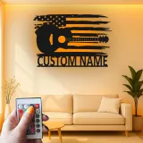 Insegna in metallo Chitarra e bandiera americana | Arte murale LED personalizzata per musicisti | Decorazione patriottica per casa e studio
