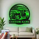 Panneau Métallique LED Personnalisé de Camion Semi | Art Mural avec Drapeau Américain | Cadeau Personnalisé pour Camionneur pour Man Cave & Garage