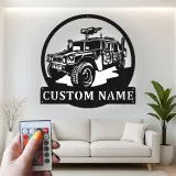 Décoration murale en métal Humvee personnalisée | Signalisation de véhicule militaire avec rétroéclairage LED | Cadeau personnalisé pour vétéran | Décor de garage Man Cave
