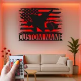 Insegna in metallo personalizzata per jet militare | Arte murale LED personalizzata | Regalo patriottico per veterani e decorazione con bandiera americana