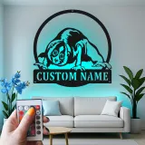 Insegna con Nome Personalizzato di Loris Lento | Arte Murale LED in Metallo | Decorazione per Nursery di Animali Selvatici | Regalo Esotico per Stanza dei Bambini