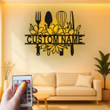 Cartel de cocina personalizado con LED | Arte mural de utensilios de metal floral personalizado | Regalo de decoración de chef para mamá | Decoración de cocina moderna de granja