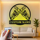 Personalisierte LED-Metall-Wandkunst mit Kettensäge – Geschenk für Holzfäller, Garage oder Werkstatt