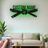 Décoration murale LED d'arts martiaux | Panneau en métal ceinture noire personnalisé pour décor de dojo et studio | Cadeau pour instructeur de Karate