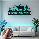 Panneau Métallique Longhorn du Texas Personnalisé | Art Murale Rétroéclairé avec Nom de Ranch | Décoration Rustique de Cactus du Désert pour Ferme et Extérieur