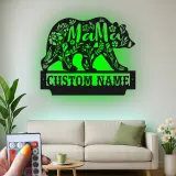 Arte mural de oso mamá | Cartel LED personalizado para cabaña de mamá | Decoración rústica de vida salvaje floral