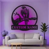Insegna in metallo personalizzata con falco e luce LED, regalo per amanti della fauna selvatica, decorazione rustica per soggiorno o ufficio