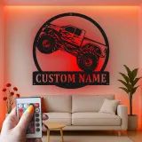 Personalisierte Monstertruck Metall-Schild | LED Licht Wandkunst | Männerzimmer-Dekoration & Geschenk für das Kinderzimmer | Offroad-Fahrzeug-Kunst
